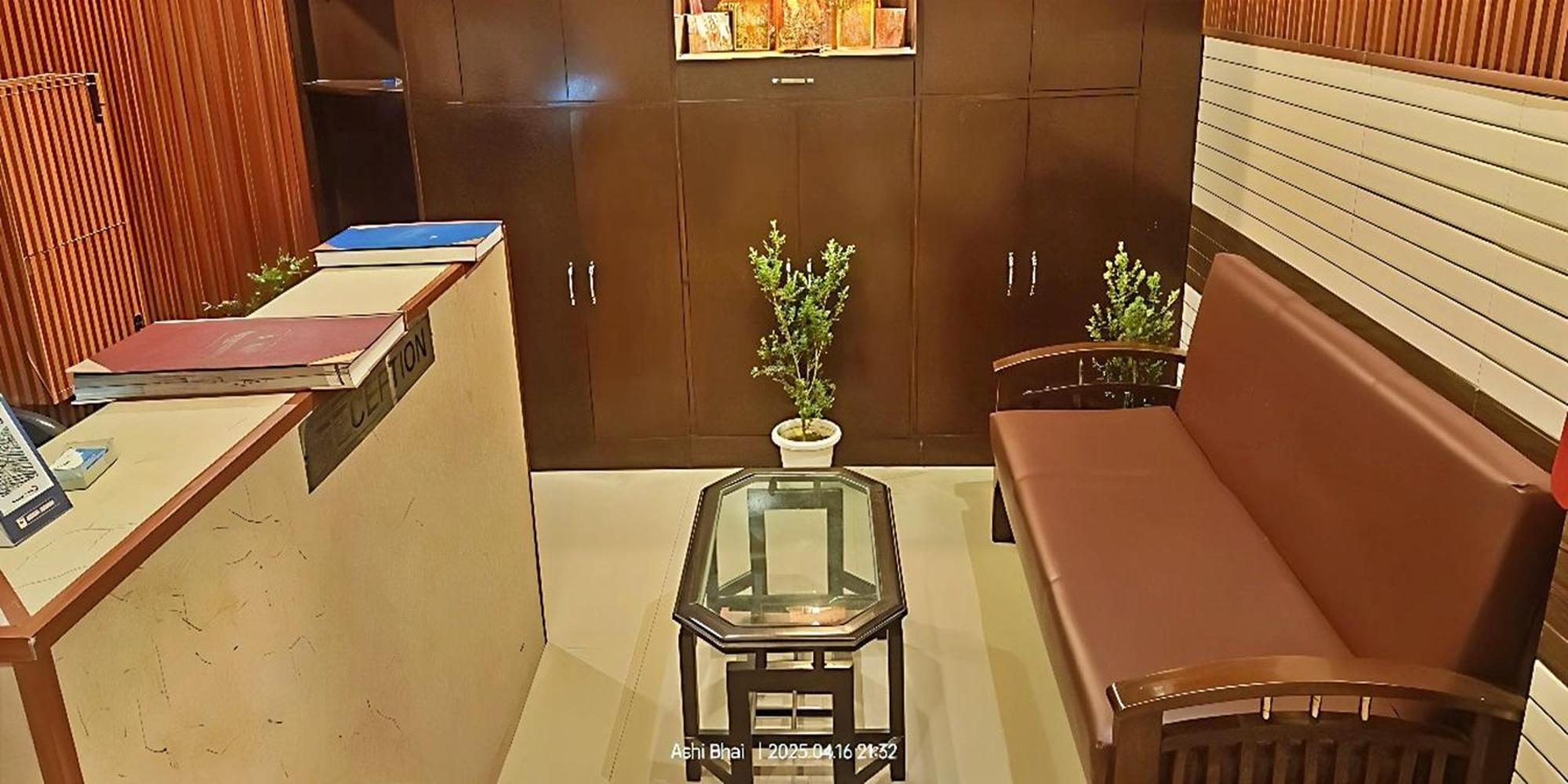 Hotel Sunlight Inn New Delhi Extérieur photo